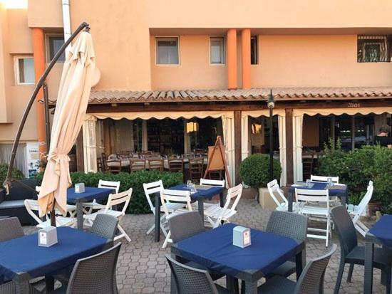 Casa Vacanze Villa Sandrina Costa Paradiso Eksteriør bilde